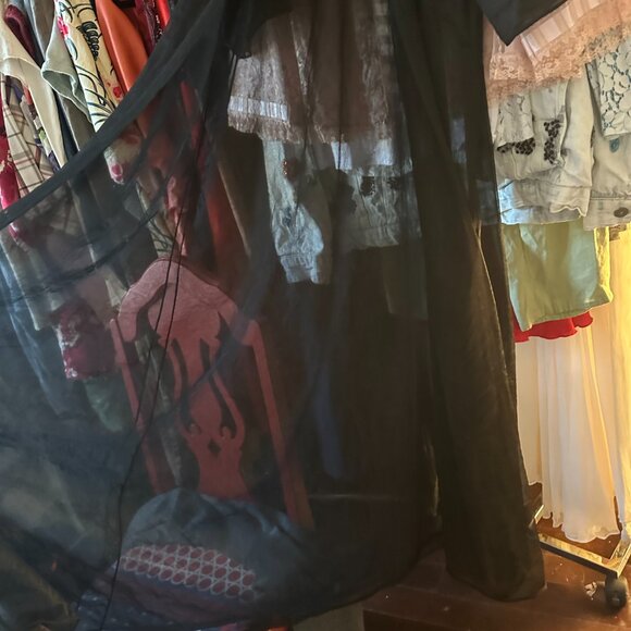 Elegant Black Women's Intimate Wear - Picture 4 of 6